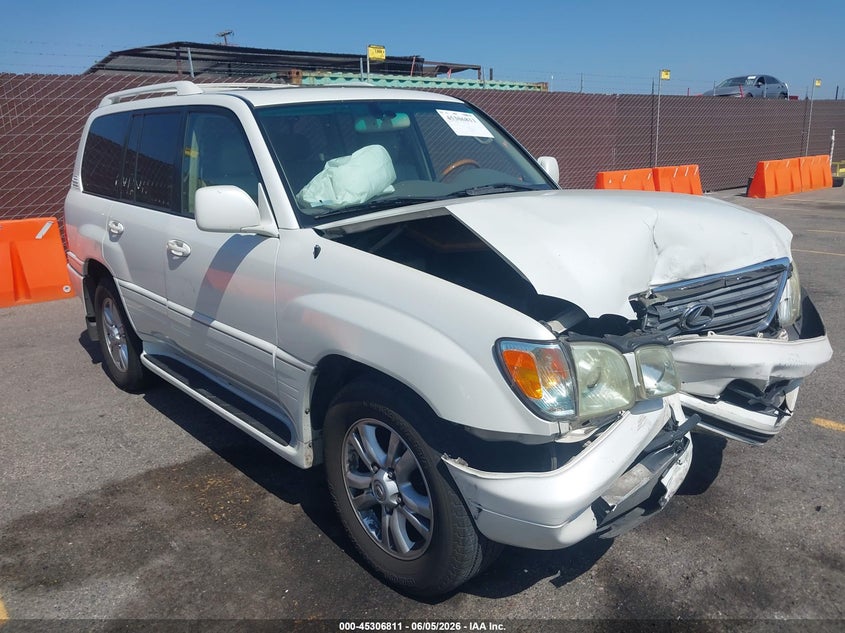 2004 Lexus Lx 470 VIN JTJHT00W543536779 IAAI salvage auction — FRONT END, Salvage (California), sold $3,250 on 2026-07-13 (photo 1)