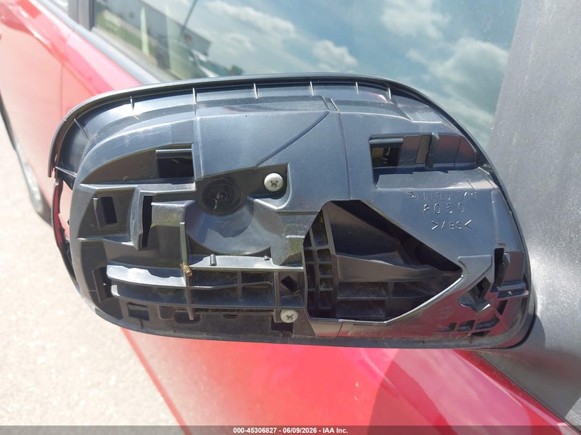 2008 Toyota Prius VIN JTDKB20U887812053 IAAI salvage auction — RIGHT SIDE, Clear (Minnesota), sold $25 on 2026-07-29 (photo 6)