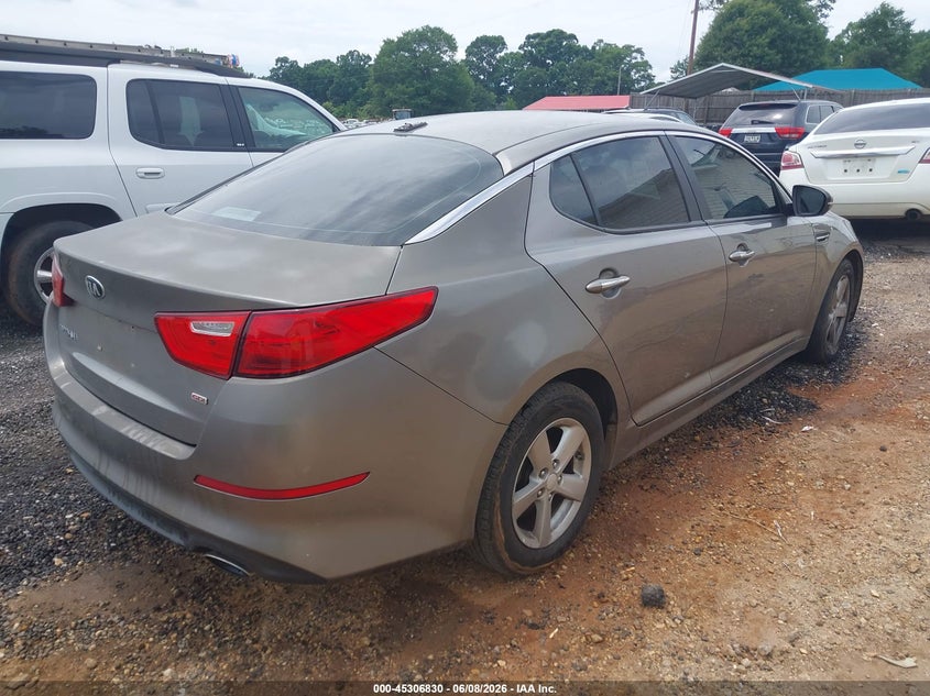 2015 Kia Optima VIN 5XXGM4A72FG358813 IAAI salvage auction — NORMAL WEAR, Repossession Paperwork (South Carolina), sold $850 on 2026-07-14 (photo 4)