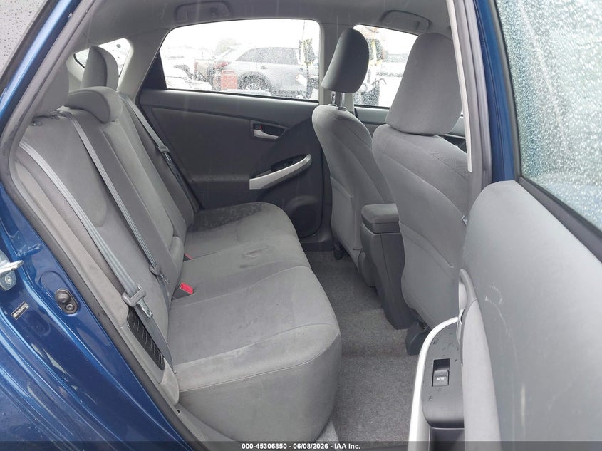 2010 Toyota Prius VIN JTDKN3DUXA0130765 IAAI salvage auction — SIDE, Salvage (Oregon), sold $800 on 2026-07-09 (photo 8)