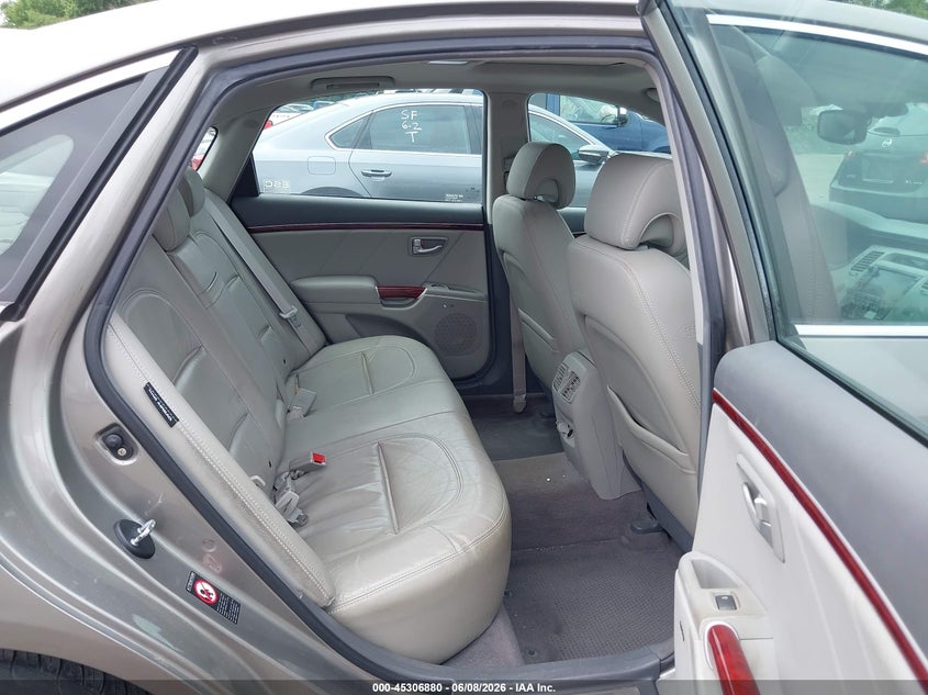 2008 Hyundai Azera VIN KMHFC46F48A319553 IAAI salvage auction — FRONT END, Salvage - 75% Or Less (Maryland), sold $475 on 2026-07-11 (photo 8)