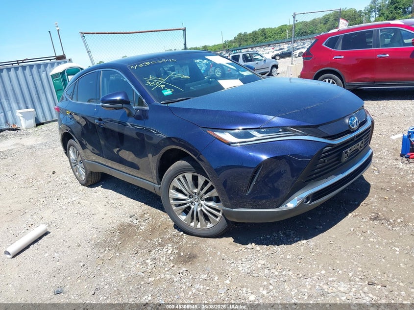 2024 Toyota Venza VIN JTEAAAAH3RJ172750 IAAI salvage auction — FRONT END, Salvage Title, sold $15,150 on 2026-07-21 (photo 1)