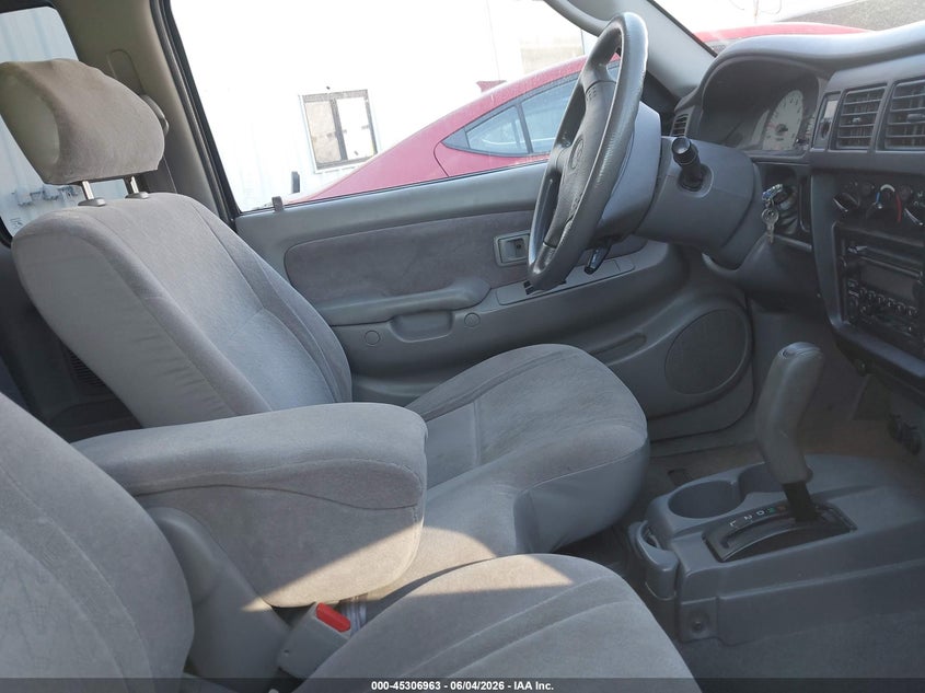 2003 Toyota Tacoma VIN 5TEVL52N23Z241968 IAAI salvage auction — NORMAL WEAR, Clear (New York), sold $2,050 on 2026-07-14 (photo 5)