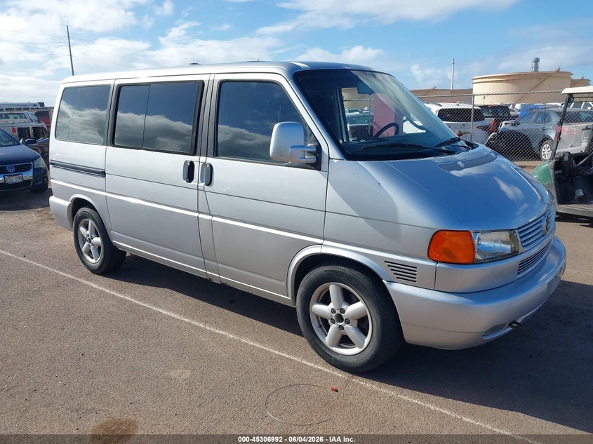 2002 Volkswagen Eurovan VIN WV2KB47052H090915 IAAI salvage auction — NORMAL WEAR, Clear (Hawaii), sold $2,450 on 2026-07-21 (photo 1)