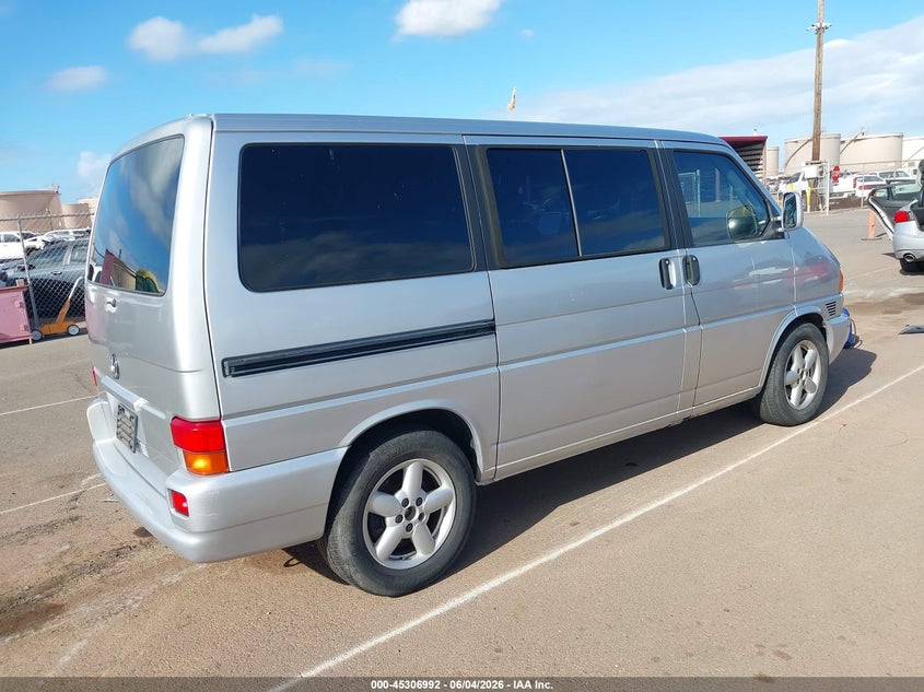 2002 Volkswagen Eurovan VIN WV2KB47052H090915 IAAI salvage auction — NORMAL WEAR, Clear (Hawaii), sold $2,450 on 2026-07-21 (photo 4)