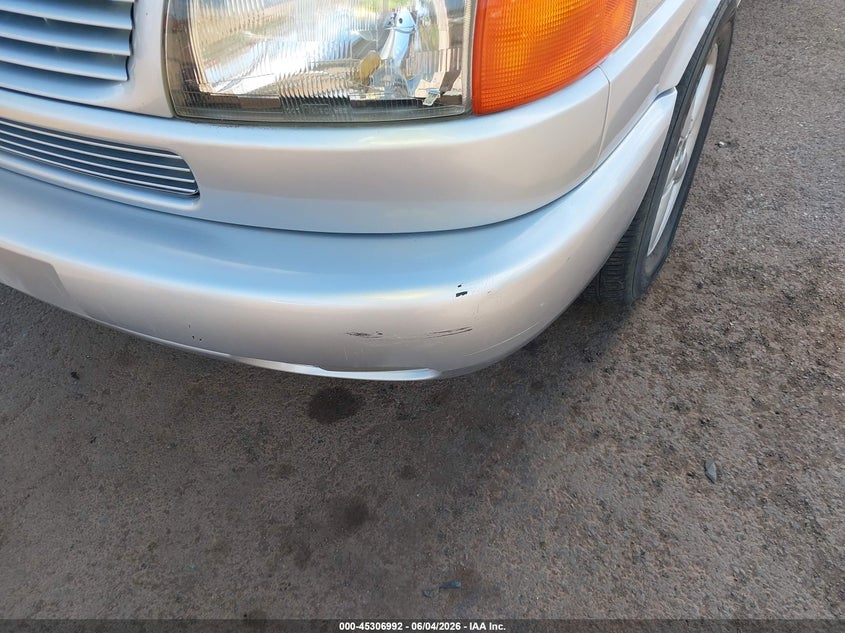 2002 Volkswagen Eurovan VIN WV2KB47052H090915 IAAI salvage auction — NORMAL WEAR, Clear (Hawaii), sold $2,450 on 2026-07-21 (photo 6)