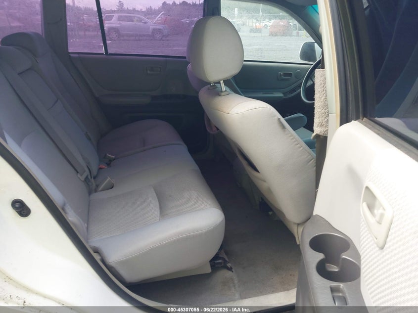2007 Toyota Highlander VIN JTEGP21A270143616 IAAI salvage auction — NORMAL WEAR, Clear (Florida), sold $25 on 2026-07-23 (photo 8)
