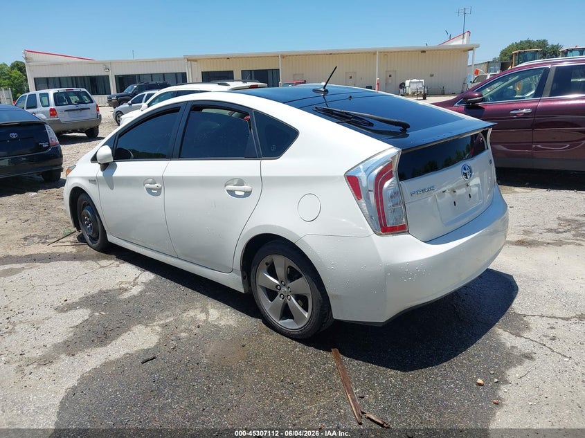 2013 Toyota Prius VIN JTDKN3DU1D5597368 IAAI salvage auction — NORMAL WEAR, Repossession Paperwork (Georgia), sold $2,850 on 2026-07-16 (photo 3)