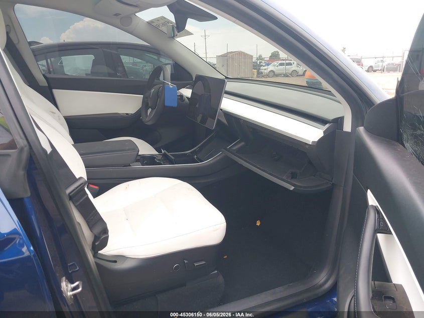 2021 Tesla Model y VIN 5YJYGDEE6MF078624 IAAI salvage auction — SIDE, Salvage (Texas), sold $5,500 on 2026-07-31 (photo 5)