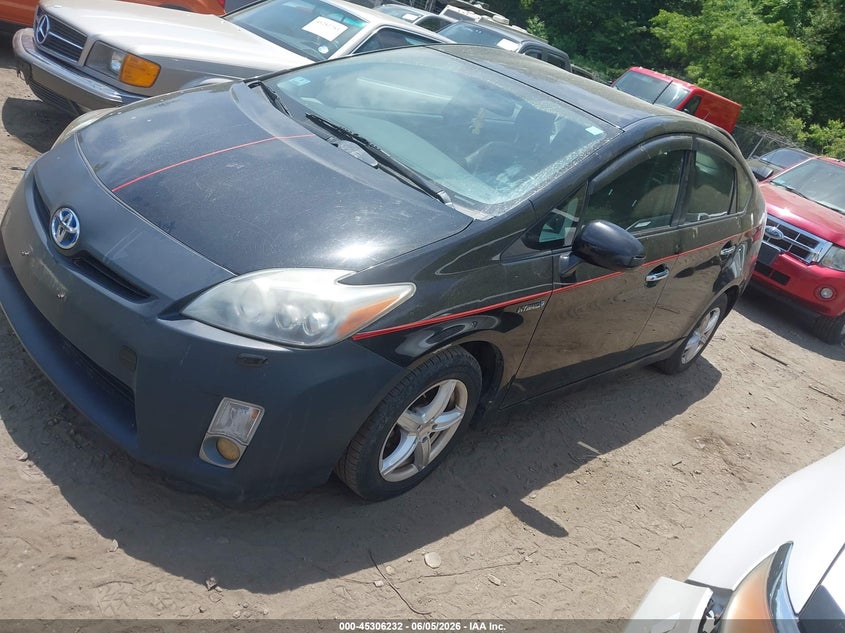 2010 Toyota Prius v VIN JTDKN3DU3A0060414 IAAI salvage auction — NORMAL WEAR, Clear (Massachusetts), sold $825 on 2026-07-07 (photo 2)