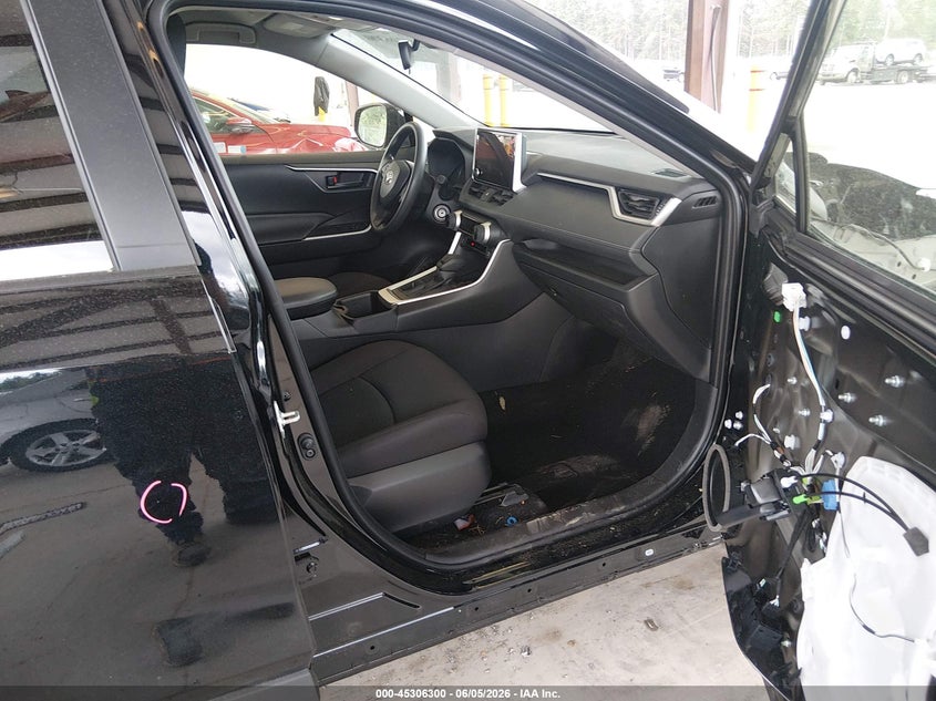 2025 Toyota Rav 4 VIN JTMG1RFV4SD118602 IAAI salvage auction — FRONT END, Salvage Title, sold $12,250 on 2026-07-15 (photo 5)