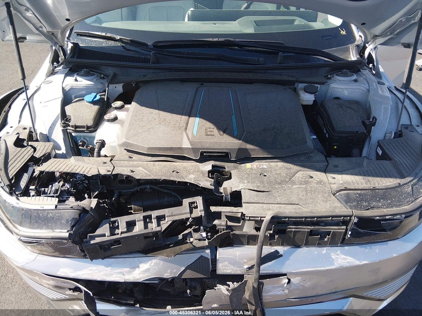 2023 Hyundai Ioniq 5 VIN KM8KRDAF9PU212158 IAAI salvage auction — FRONT END, Wait Title, sold $10,400 on 2026-08-15 (photo 9)