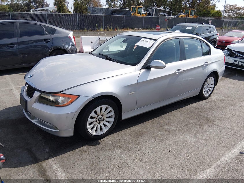 2007 BMW 3 series VIN WBAVA33587PV63503 IAAI salvage auction — FRONT END, Salvage (California), sold $475 on 2026-07-16 (photo 2)