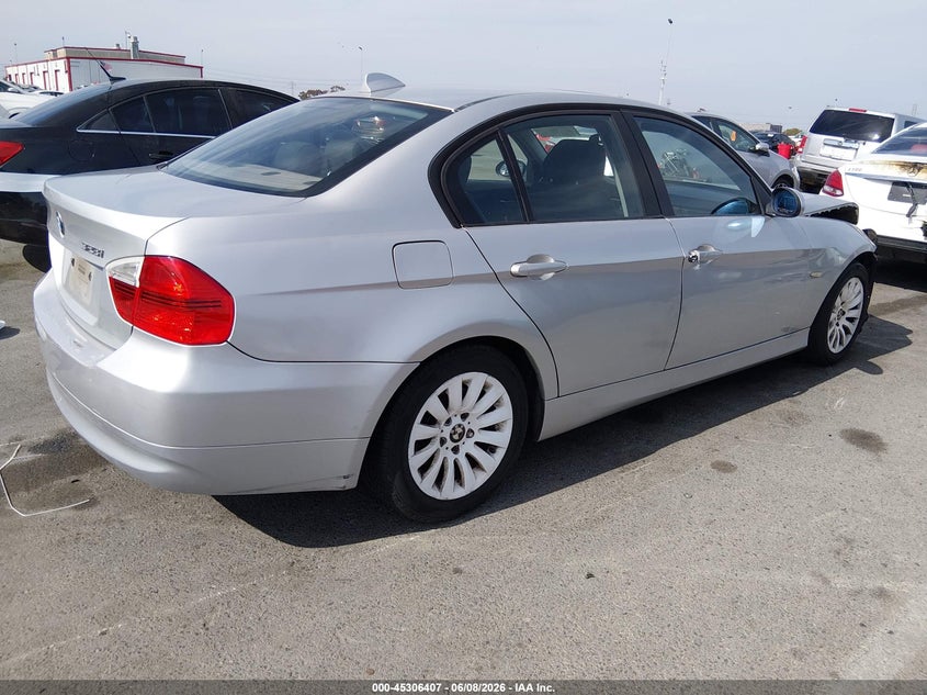 2007 BMW 3 series VIN WBAVA33587PV63503 IAAI salvage auction — FRONT END, Salvage (California), sold $475 on 2026-07-16 (photo 4)