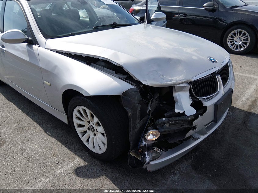 2007 BMW 3 series VIN WBAVA33587PV63503 IAAI salvage auction — FRONT END, Salvage (California), sold $475 on 2026-07-16 (photo 6)