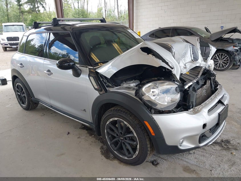 2015 Mini Countryman VIN WMWZC5C59FWP46579 IAAI salvage auction — FRONT END, Salvage Title, sold $1,400 on 2026-07-08 (photo 1)