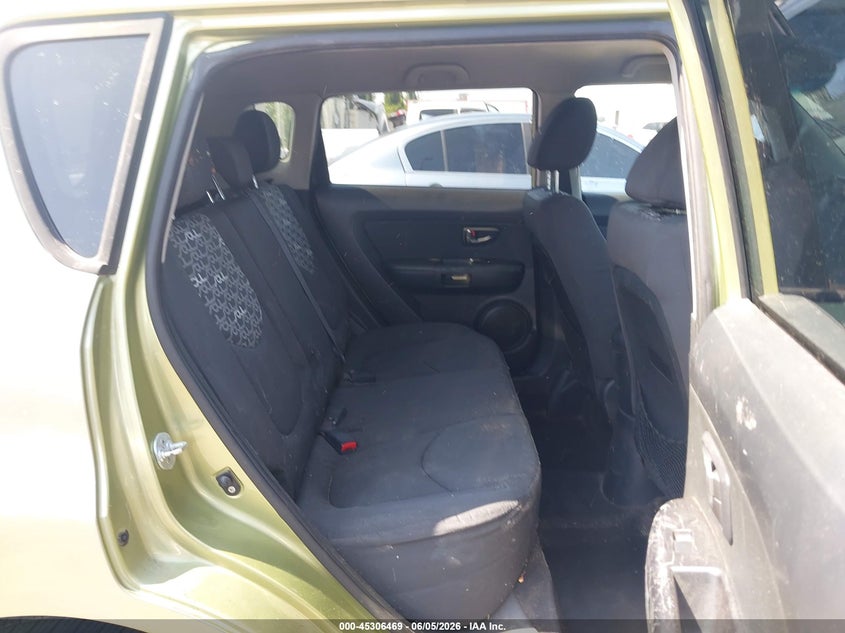 2011 Kia Soul VIN KNDJT2A26B7309750 IAAI salvage auction — LEFT FRONT, Salvage (California), sold $925 on 2026-07-16 (photo 8)