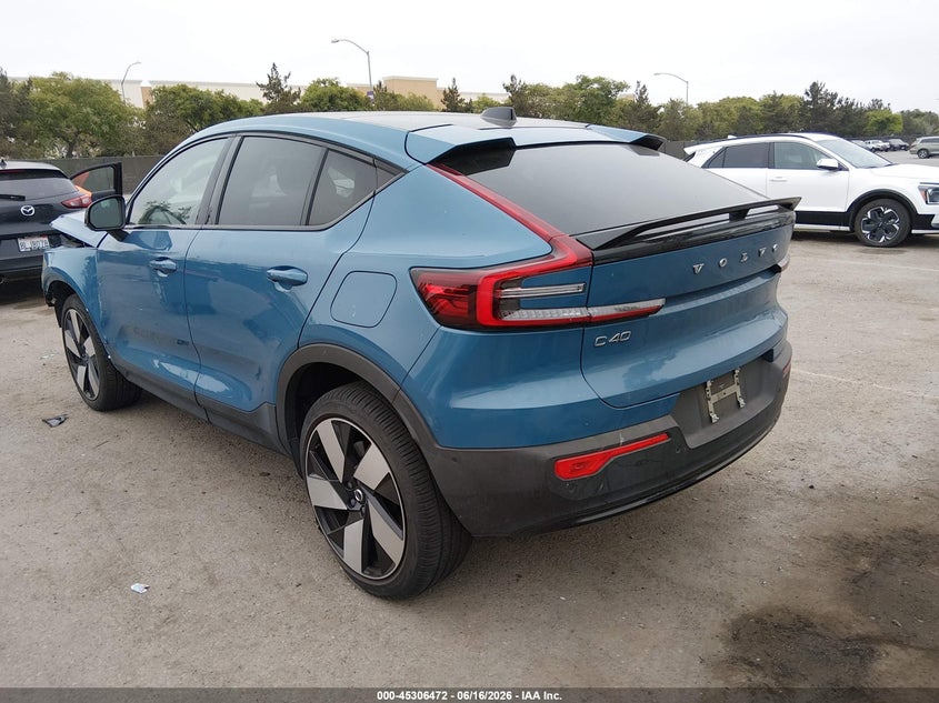 2023 Volvo C40 VIN YV4ED3GM9P2049682 IAAI salvage auction — FRONT END, Salvage Title, sold $6,500 on 2026-09-04 (photo 3)