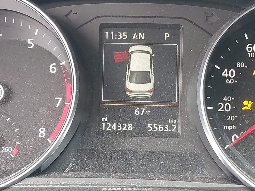2018 Volkswagen Passat VIN 1VWBA7A30JC019152 IAAI salvage auction — RIGHT FRONT, Salvage Title, sold $1,700 on 2026-07-31 (photo 7)