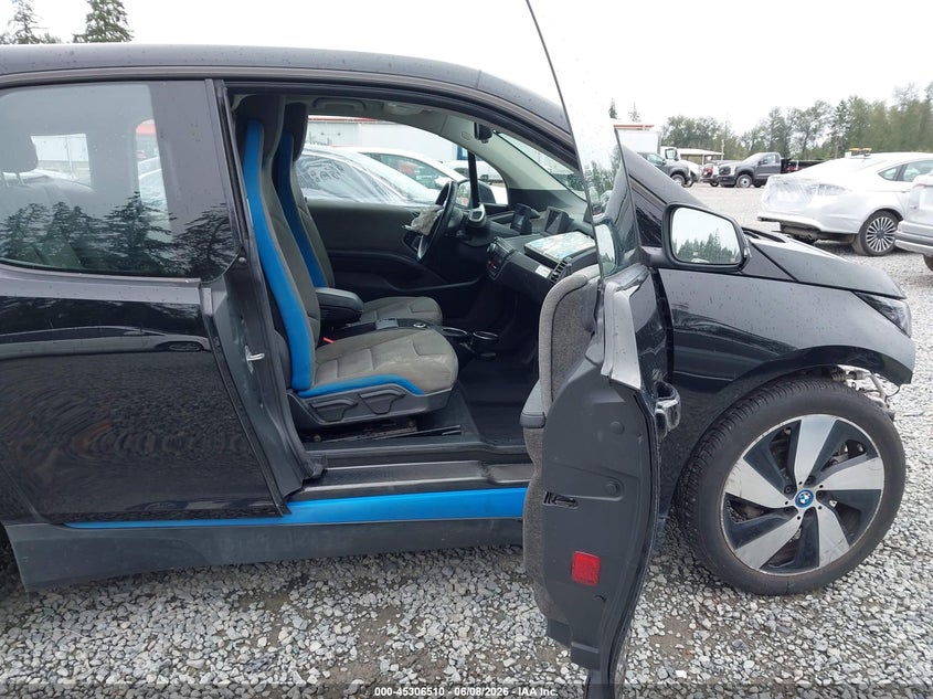 2017 BMW I3 VIN WBY1Z6C34HV949776 IAAI salvage auction — FRONT END, Salvage Title, sold $2,800 on 2026-07-08 (photo 5)