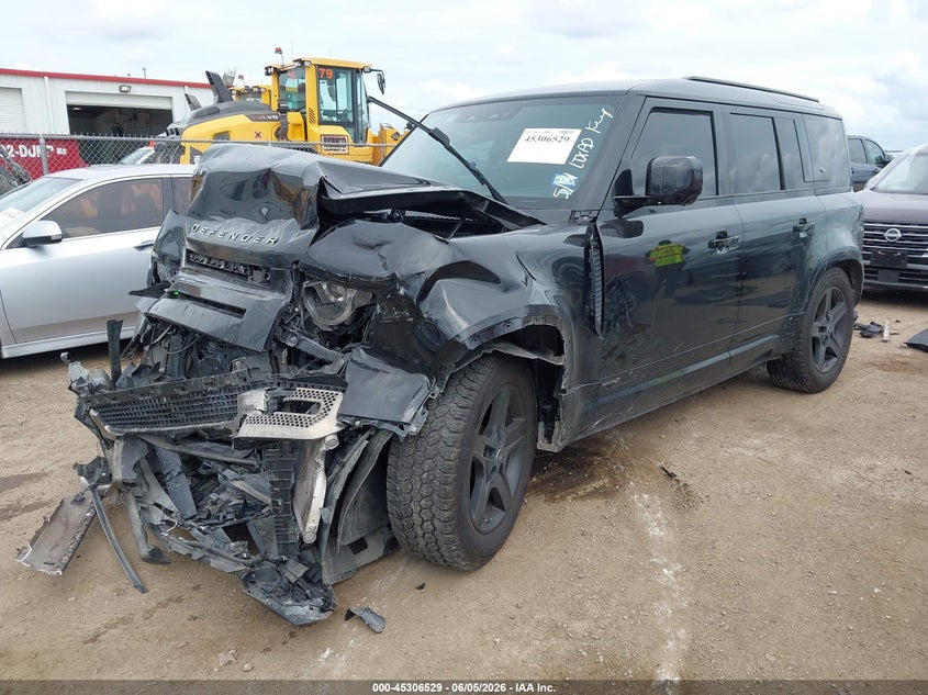 2020 Land rover Defender VIN SALEXEEU8L2018628 IAAI salvage auction — FRONT END, Salvage Title, sold $13,100 on 2026-08-25 (photo 2)