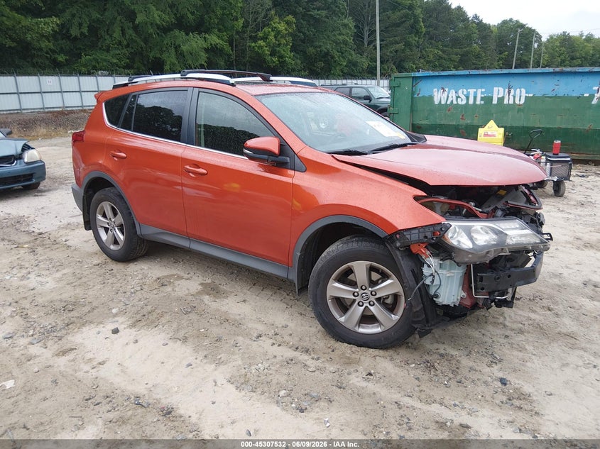 2015 Toyota Rav 4 VIN JTMWFREV2FJ042125 IAAI salvage auction — FRONT END, Salvage Title, sold $3,950 on 2026-07-16 (photo 1)