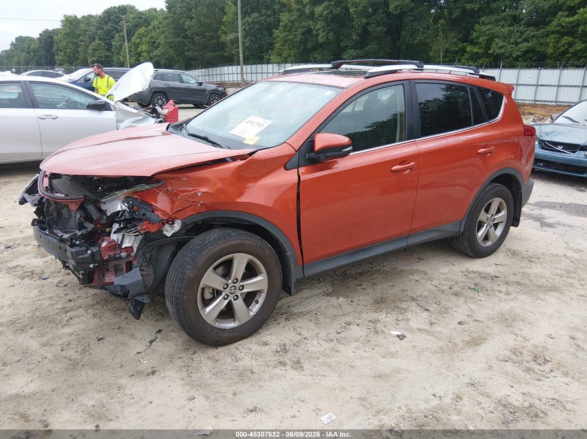 2015 Toyota Rav 4 VIN JTMWFREV2FJ042125 IAAI salvage auction — FRONT END, Salvage Title, sold $3,950 on 2026-07-16 (photo 2)