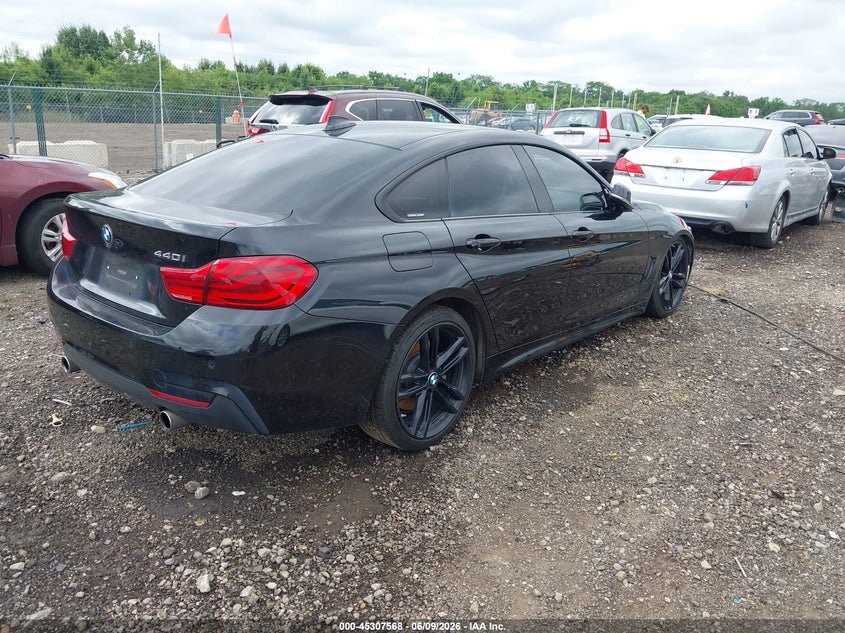 2018 BMW 4er VIN WBA4J5C52JBF07734 IAAI salvage auction — SIDE, Salvage Title, sold $9,600 on 2026-08-13 (photo 4)