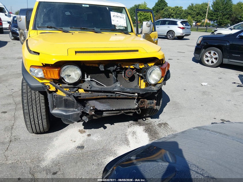2007 Toyota Fj cruiser VIN JTEBU11F470096002 IAAI salvage auction — FRONT END, Salvage (Kentucky), sold $5,850 on 2026-07-20 (photo 6)