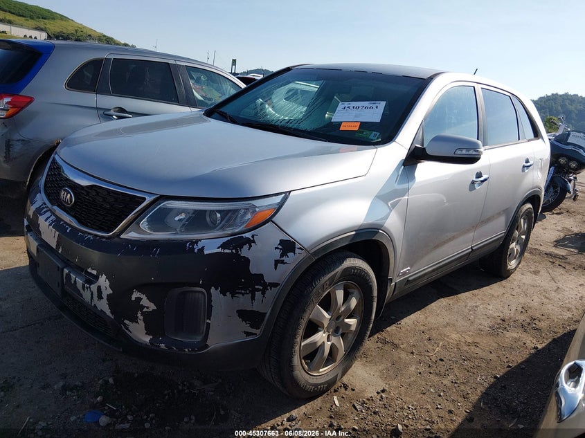 2015 Kia Sorento VIN 5XYKTCA60FG610973 IAAI salvage auction — NORMAL WEAR, Clear-Dealer Only (West Virginia), sold $525 on 2026-07-09 (photo 2)