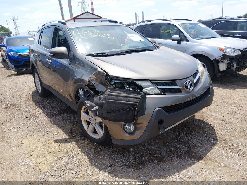 2013 Toyota Rav 4 VIN JTMRFREV9DD047069 IAAI salvage auction — RIGHT FRONT, Salvage Title, sold $4,300 on 2026-07-22 (photo 1)