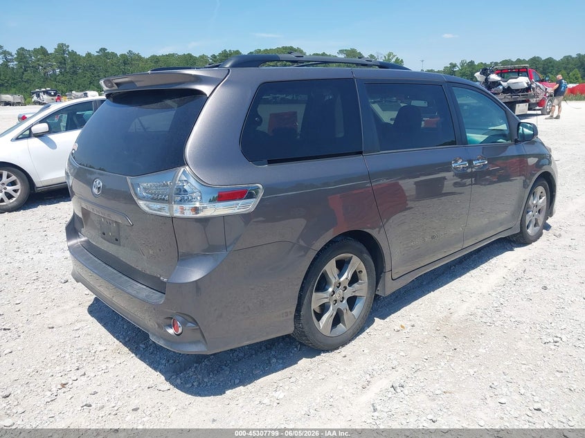 2013 Toyota Sienna VIN 5TDXK3DC9DS384667 IAAI salvage auction — FRONT END, Salvage Title, sold $3,700 on 2026-07-14 (photo 4)