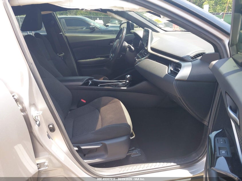 2019 Toyota C-hr VIN NMTKHMBX9KR093103 IAAI salvage auction — SIDE, Salvage Title, sold $5,200 on 2026-07-22 (photo 5)