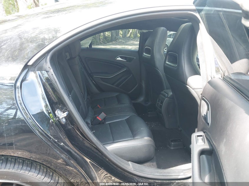 2018 Mercedes-benz Cla-klasse VIN WDDSJ4GB0JN691951 IAAI salvage auction — FRONT & REAR, Salvage (Virginia), sold $75 on 2026-07-28 (photo 8)