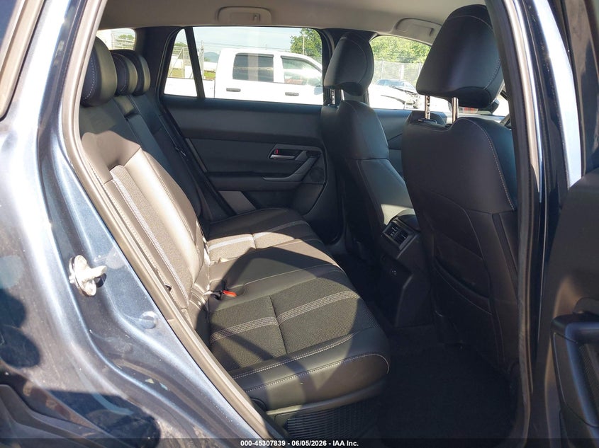 2025 Mazda Cx-50 VIN 7MMVAABW4SN118794 IAAI salvage auction — FRONT & REAR, Salvage Title, sold $12,000 on 2026-07-17 (photo 8)