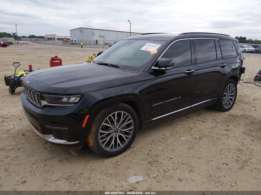 2024 Jeep Grand cherokee VIN 1C4RJKEG7R8620154 IAAI salvage auction — REAR END, Wait Title, sold $24,400 on 2026-10-08 (photo 2)