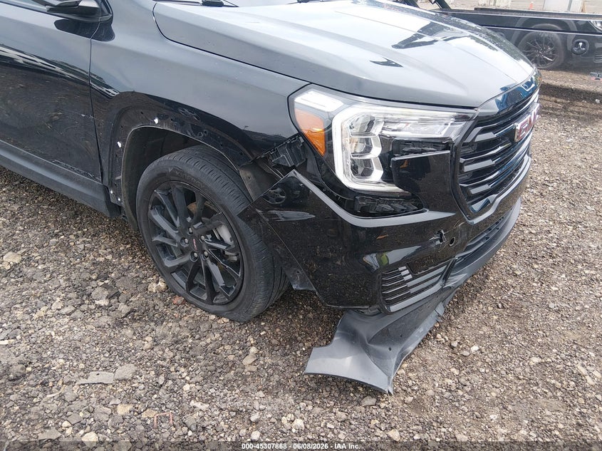 2024 Gmc Terrain VIN 3GKALMEG2RL249798 IAAI salvage auction — RIGHT FRONT, Salvage Title, sold $6,400 on 2026-07-09 (photo 6)