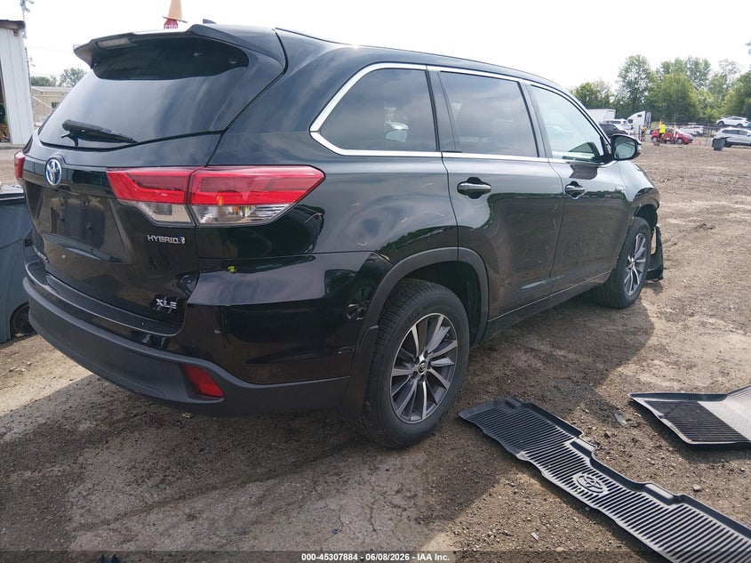 2018 Toyota Highlander VIN 5TDJGRFH1JS037039 IAAI salvage auction — FRONT END, Salvage Title, sold $10,400 on 2026-07-22 (photo 4)