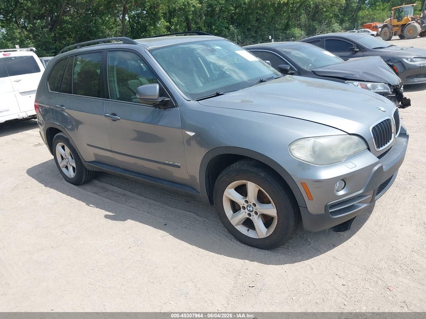 2010 BMW X5 VIN 5UXFE4C53AL380587 IAAI salvage auction — NORMAL WEAR, Clear (Indiana), sold $500 on 2026-07-15 (photo 1)