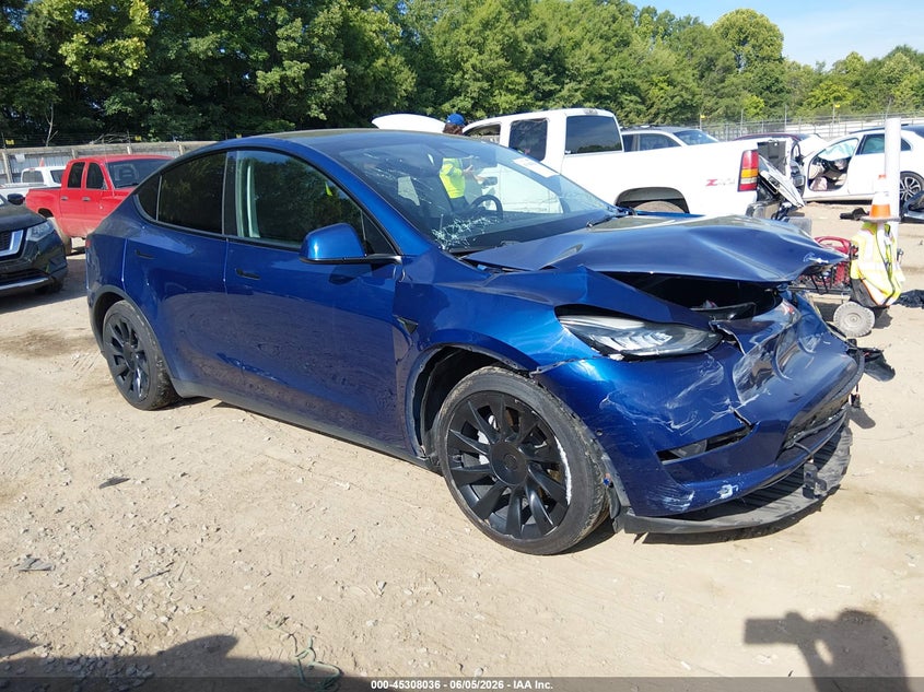 2021 Tesla Model y VIN 5YJYGAEE7MF112097 IAAI salvage auction — FRONT END, Clear (Tennessee), sold $7,600 on 2026-07-30 (photo 1)