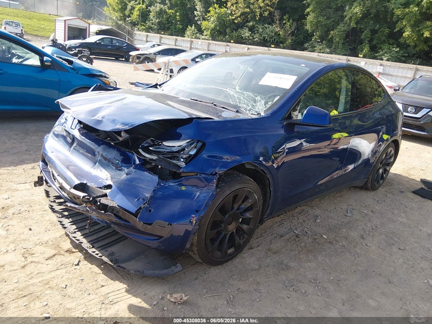 2021 Tesla Model y VIN 5YJYGAEE7MF112097 IAAI salvage auction — FRONT END, Clear (Tennessee), sold $7,600 on 2026-07-30 (photo 2)