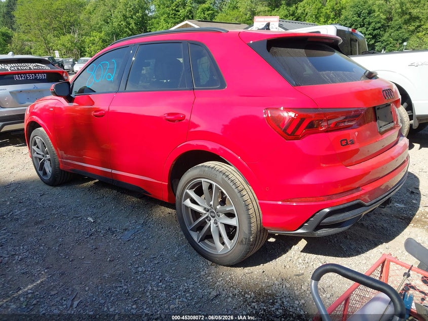 2021 Audi Q3 VIN WA1EECF37M1151647 IAAI salvage auction — FRONT END, Salvage Title, sold $10,600 on 2026-08-07 (photo 3)
