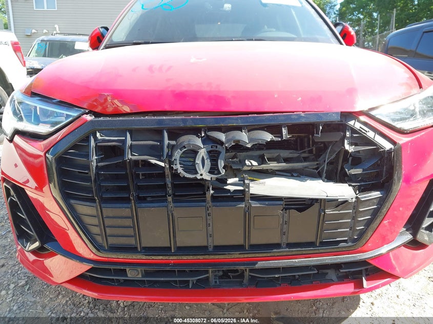 2021 Audi Q3 VIN WA1EECF37M1151647 IAAI salvage auction — FRONT END, Salvage Title, sold $10,600 on 2026-08-07 (photo 6)