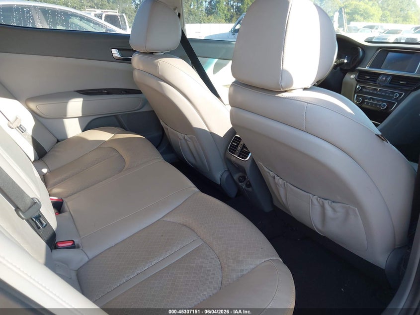 2018 Kia Optima VIN 5XXGU4L37JG247919 IAAI salvage auction — NORMAL WEAR, Repossession Paperwork (Georgia), sold $1,250 on 2026-07-22 (photo 8)