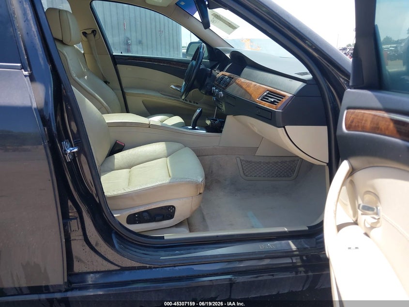 2009 BMW 5 series VIN WBANV93549C133193 IAAI salvage auction — NORMAL WEAR, Clear (Arizona), sold $125 on 2026-07-30 (photo 5)