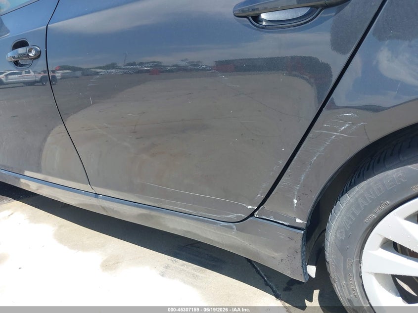 2009 BMW 5 series VIN WBANV93549C133193 IAAI salvage auction — NORMAL WEAR, Clear (Arizona), sold $125 on 2026-07-30 (photo 6)