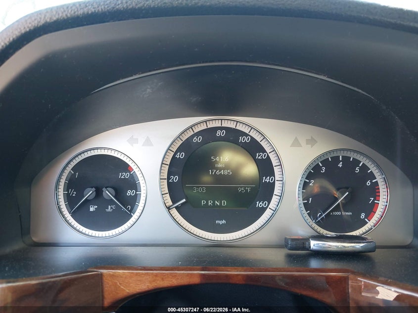 2010 Mercedes-benz Glk-class VIN WDCGG8HB5AF432722 IAAI salvage auction — NORMAL WEAR, Clear (Florida), sold $425 on 2026-07-16 (photo 7)