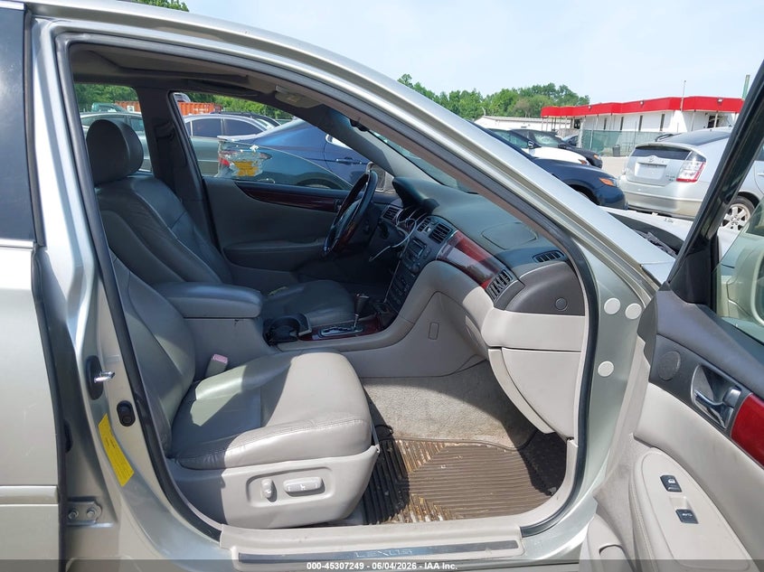 2004 Lexus ES VIN JTHBA30G045035195 IAAI salvage auction — SIDE, Clear-Dealer Only (Maryland), sold $475 on 2026-07-09 (photo 5)