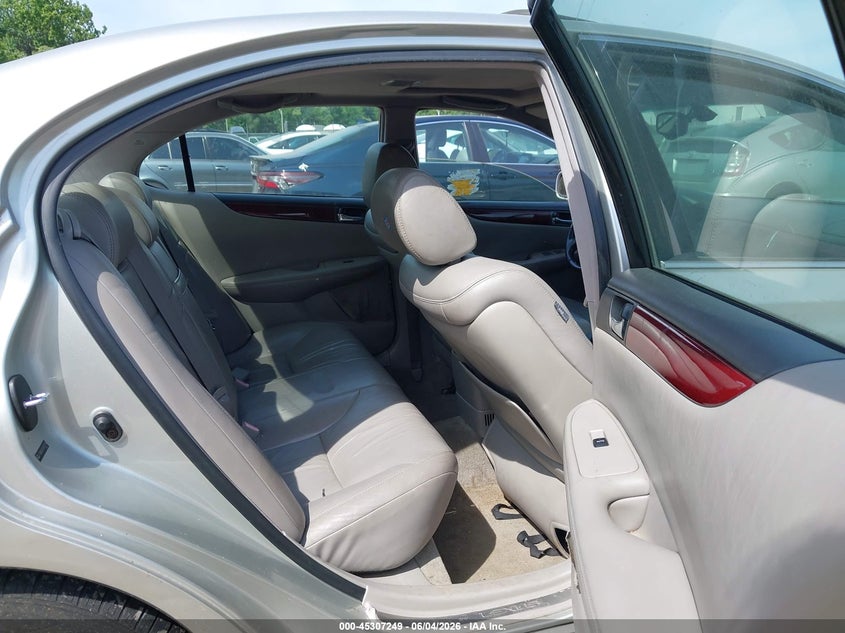 2004 Lexus ES VIN JTHBA30G045035195 IAAI salvage auction — SIDE, Clear-Dealer Only (Maryland), sold $475 on 2026-07-09 (photo 8)