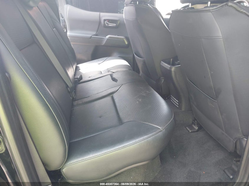 2021 Toyota Tacoma VIN 3TYCZ5AN7MT010784 IAAI salvage auction — FRONT END, Salvage Title, sold $11,150 on 2026-07-18 (photo 8)